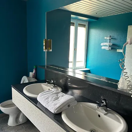 Le Bel Vue Hotel Le Cergne